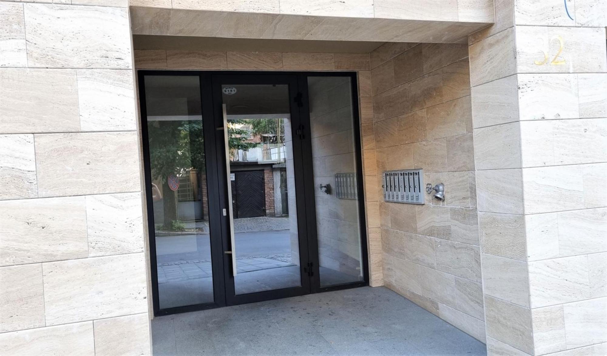 Luxury Quiet Apartment In The City Center พลอฟดิฟ ภายนอก รูปภาพ